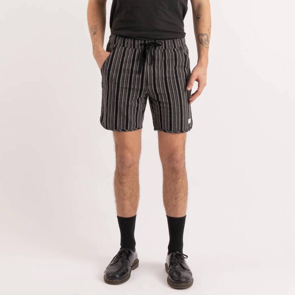 NEW BANKS JOURNAL pathway stripe elastic walkshort in black